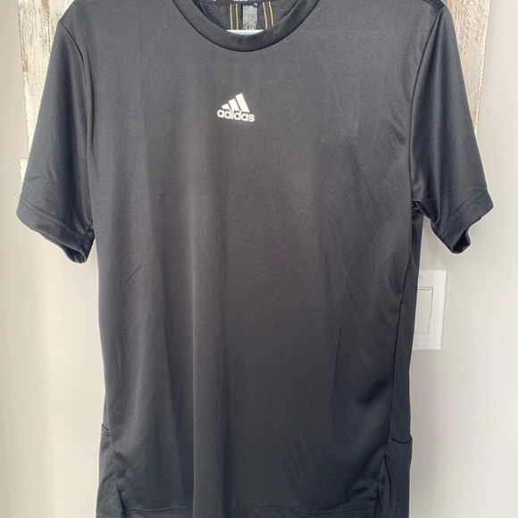 NWT Adidas AEROREADY HIIT BACK 3-STRIPES TRAINING TEE - Picture 1 of 5